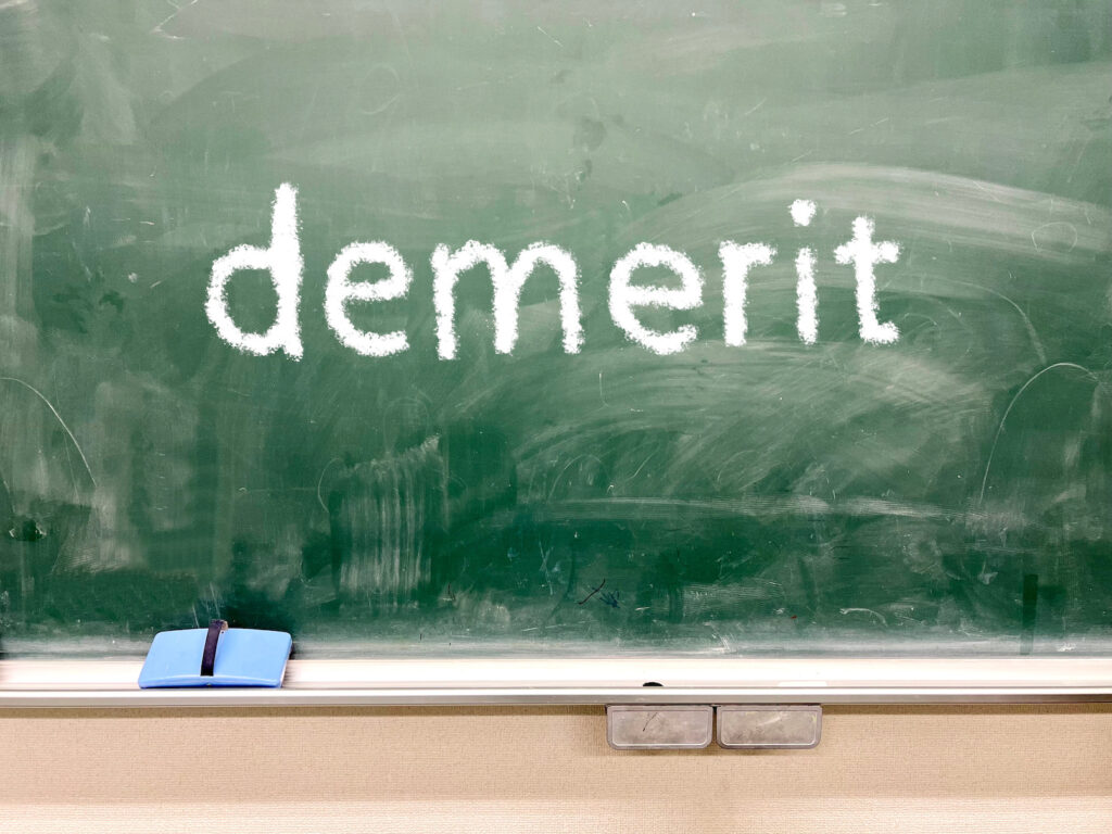 歯のブリッジ治療のデメリット